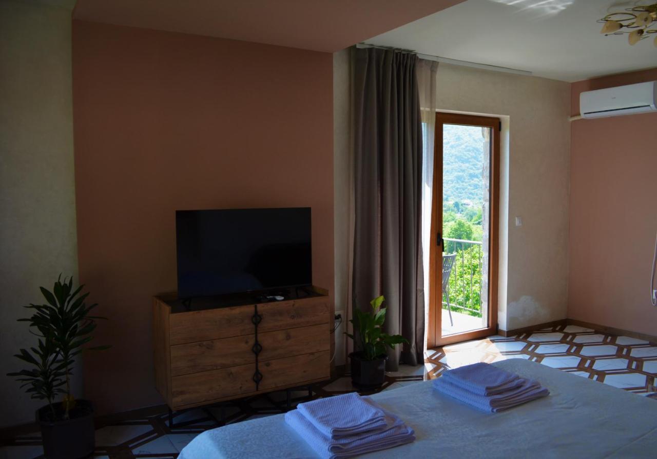 Markovic Winery And Estate Apartments Cetinje Exterior photo